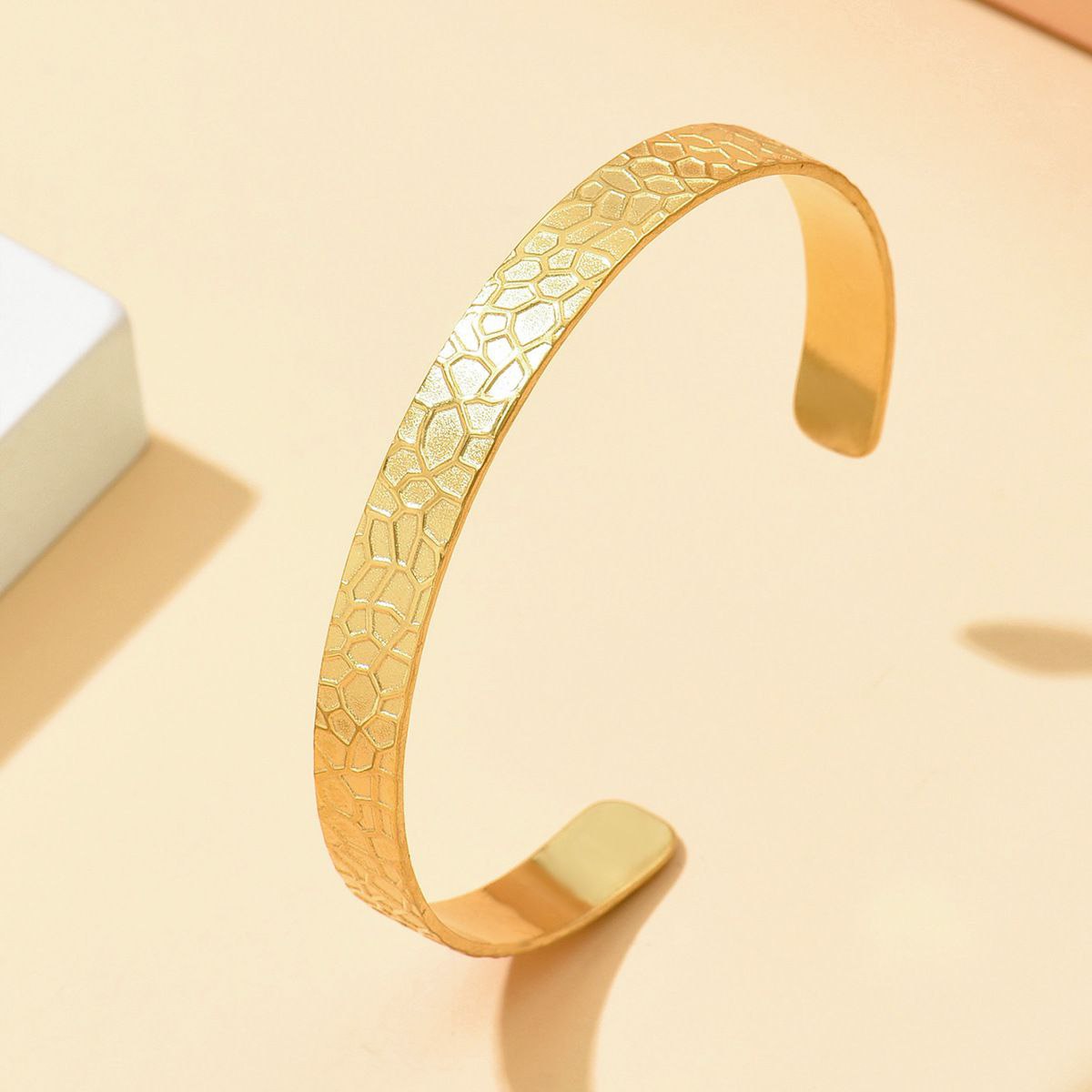 Zyara Bangle